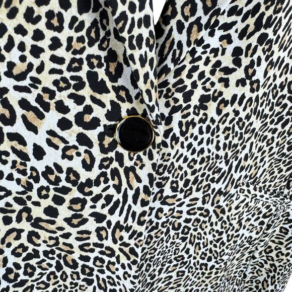 Susan Graver Leopard Print Half Sleeve Stretchy Buttoned Blazer Pockets Size L - Picture 5 of 8